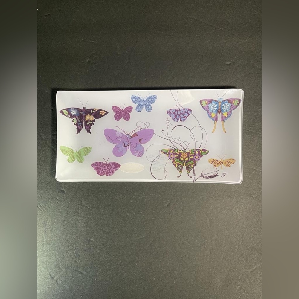 Fringe Studio Culver CA Porcelain 9 inch Butterfly Dish